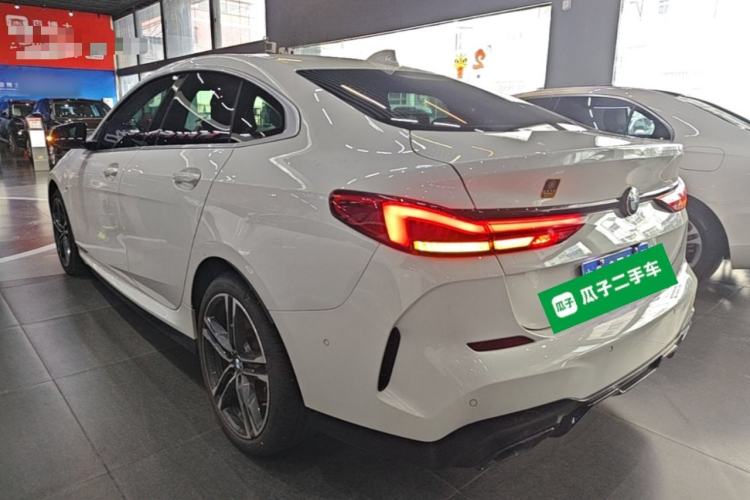 BMW 225i 2023 — 4