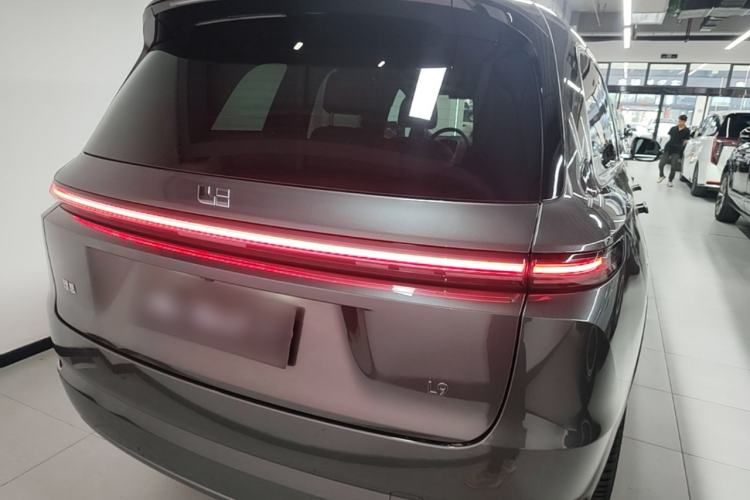 Li Auto L9 2022 — 5