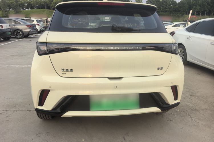 BYD Dolphin 2025 — 4