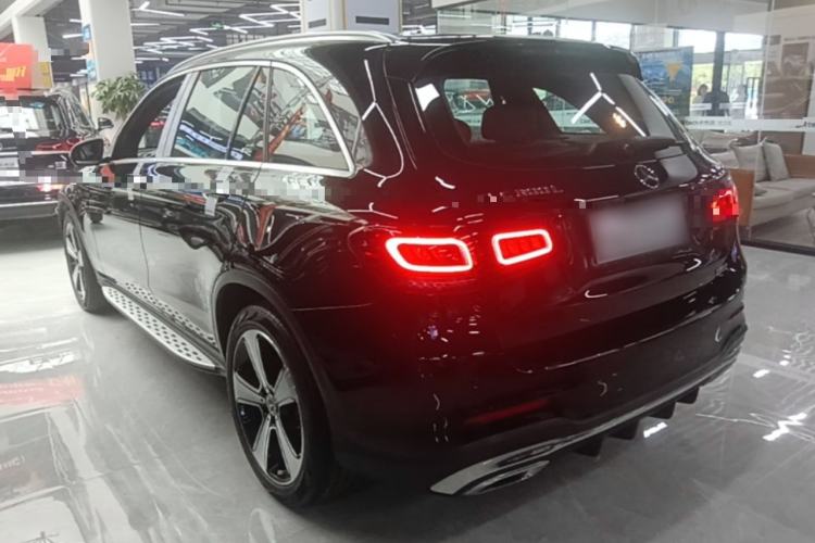 Mercedes-Benz GLC 300 L 2022 — фото 4
