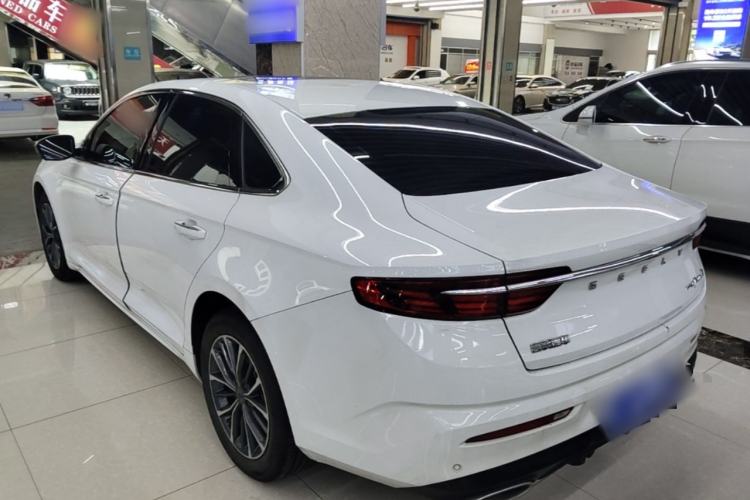 Geely Preface 2023 — 4