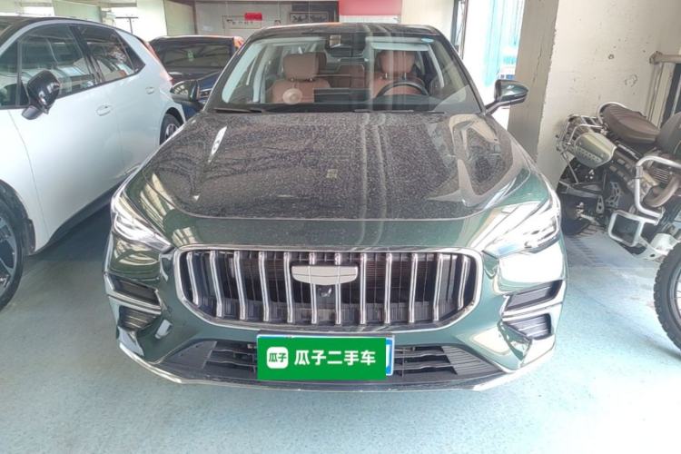 Geely Emgrand 2026 — 2