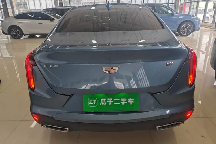 Cadillac CT4 2023 — 5
