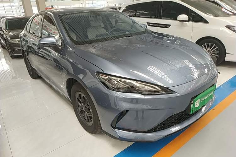 BYD Seal 05 DM-i 2025 — 3