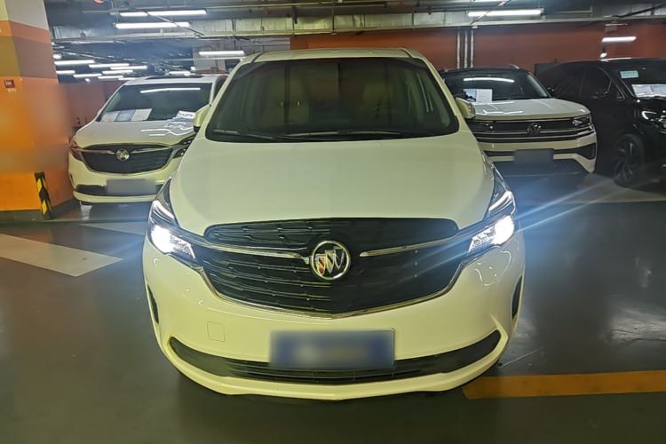 Buick GL8 2022 — 2