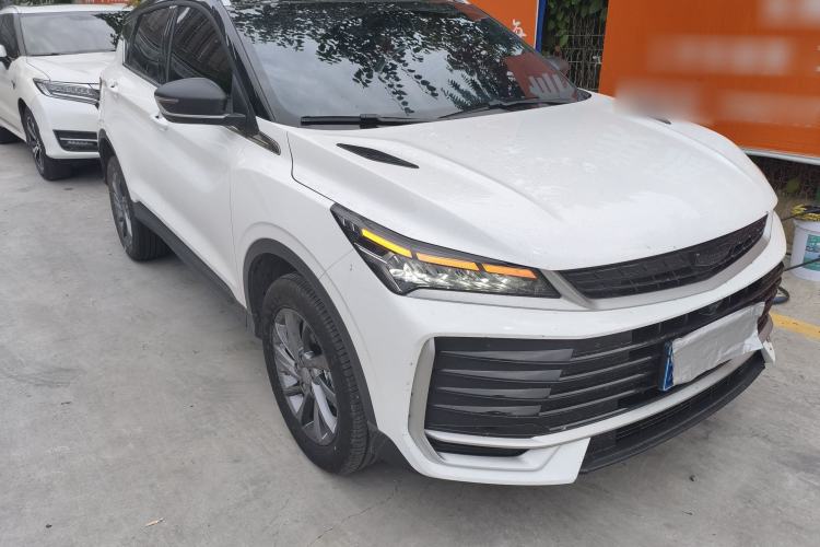 Geely Coolray 2025 — 3