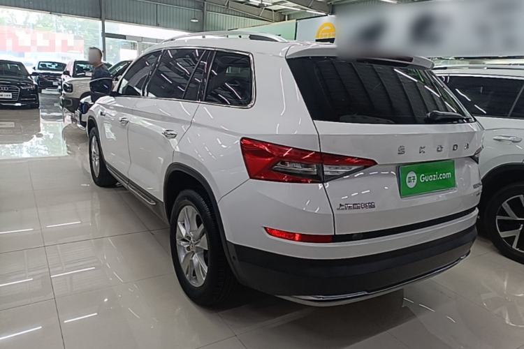 Skoda kodiaq 2021 — фото 4