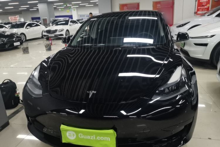 Tesla Model 3 2022 — 2
