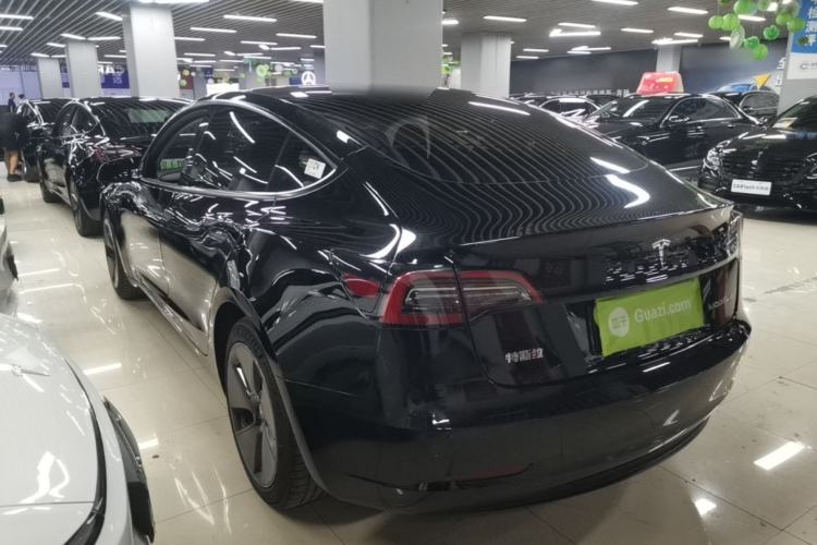 Tesla Model 3 2022 — 4