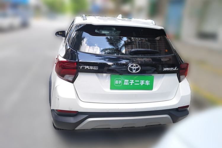 Toyota Yaris 2022 — 3