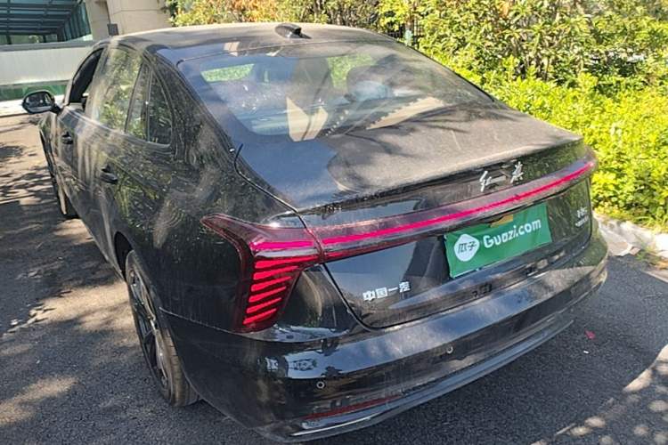 Hongqi H5 2025 — фото 4