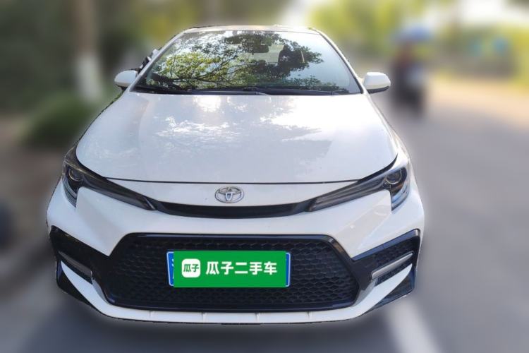 Toyota Corolla 2022 — фото 2