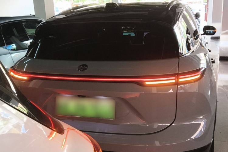 NIO ES6 2024 — 5