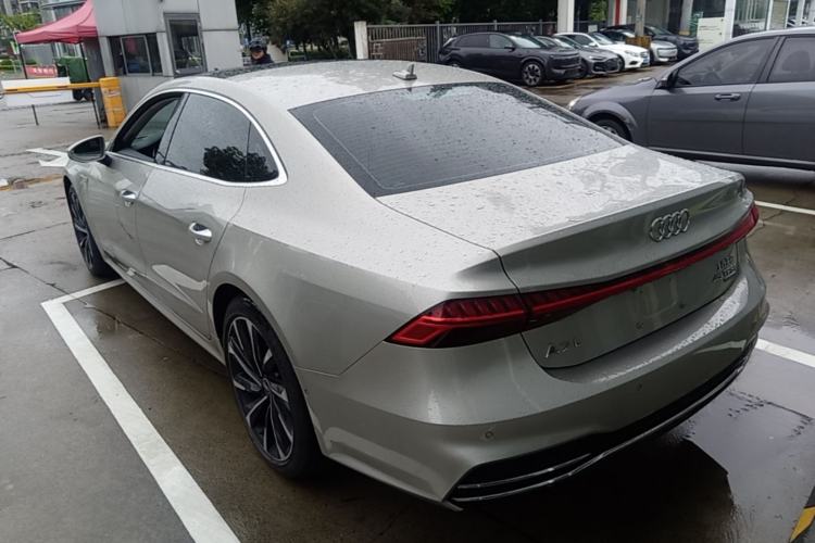 Audi A7 2022 — 4