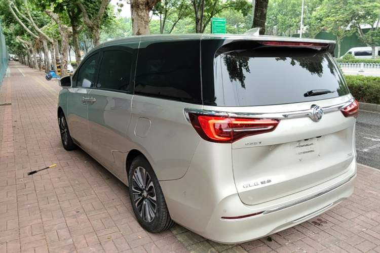 Buick GL8 2022 — 4