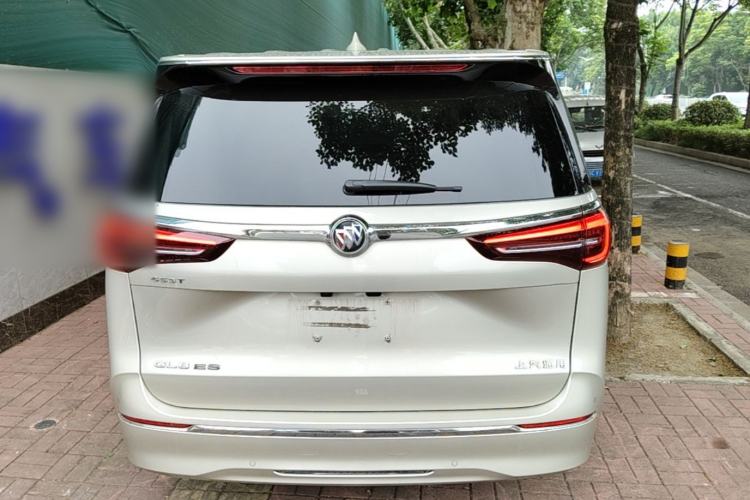 Buick GL8 2022 — 5