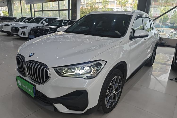 BMW X1 2020 — фото 1