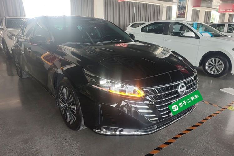 Nissan Altima 2022 — 3