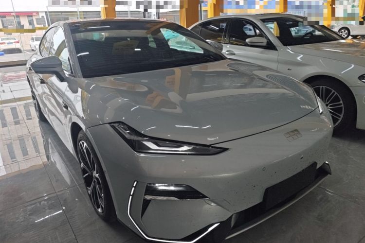 Geely Galaxy E8 2025 — 3