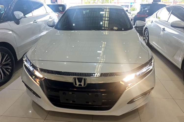 Honda Accord 2018 — 2