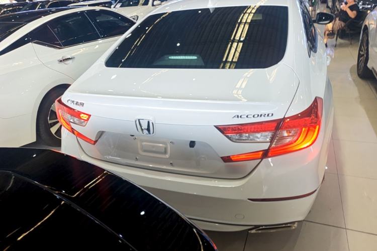 Honda Accord 2018 — 5