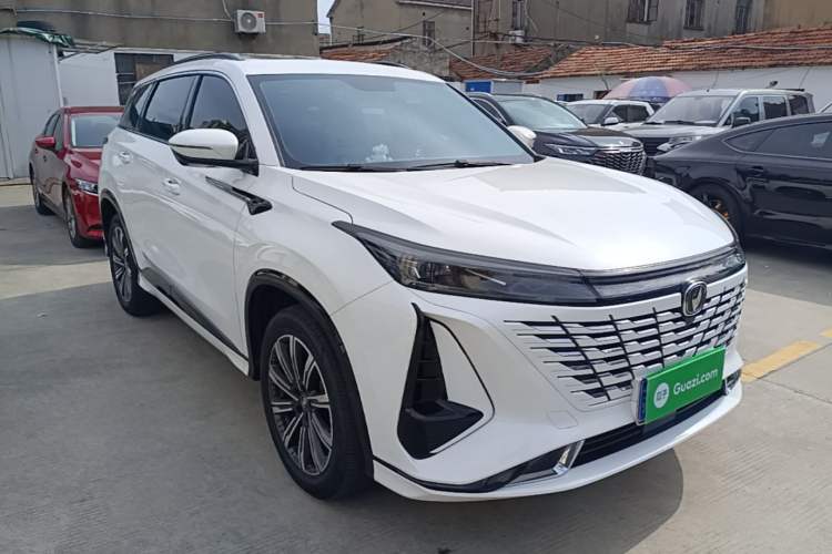 ChangAn CS75 PLUS 2023 — фото 3