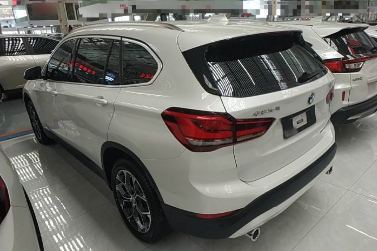 BMW X1 2022 — 4