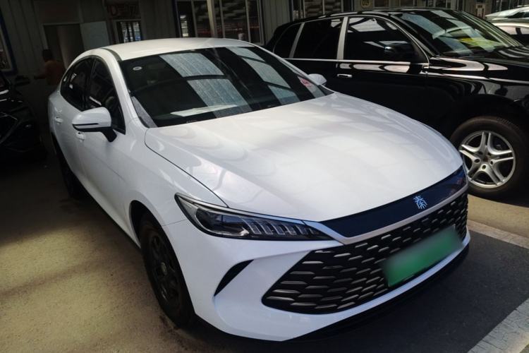 BYD Qin PLUS 2025 — фото 3