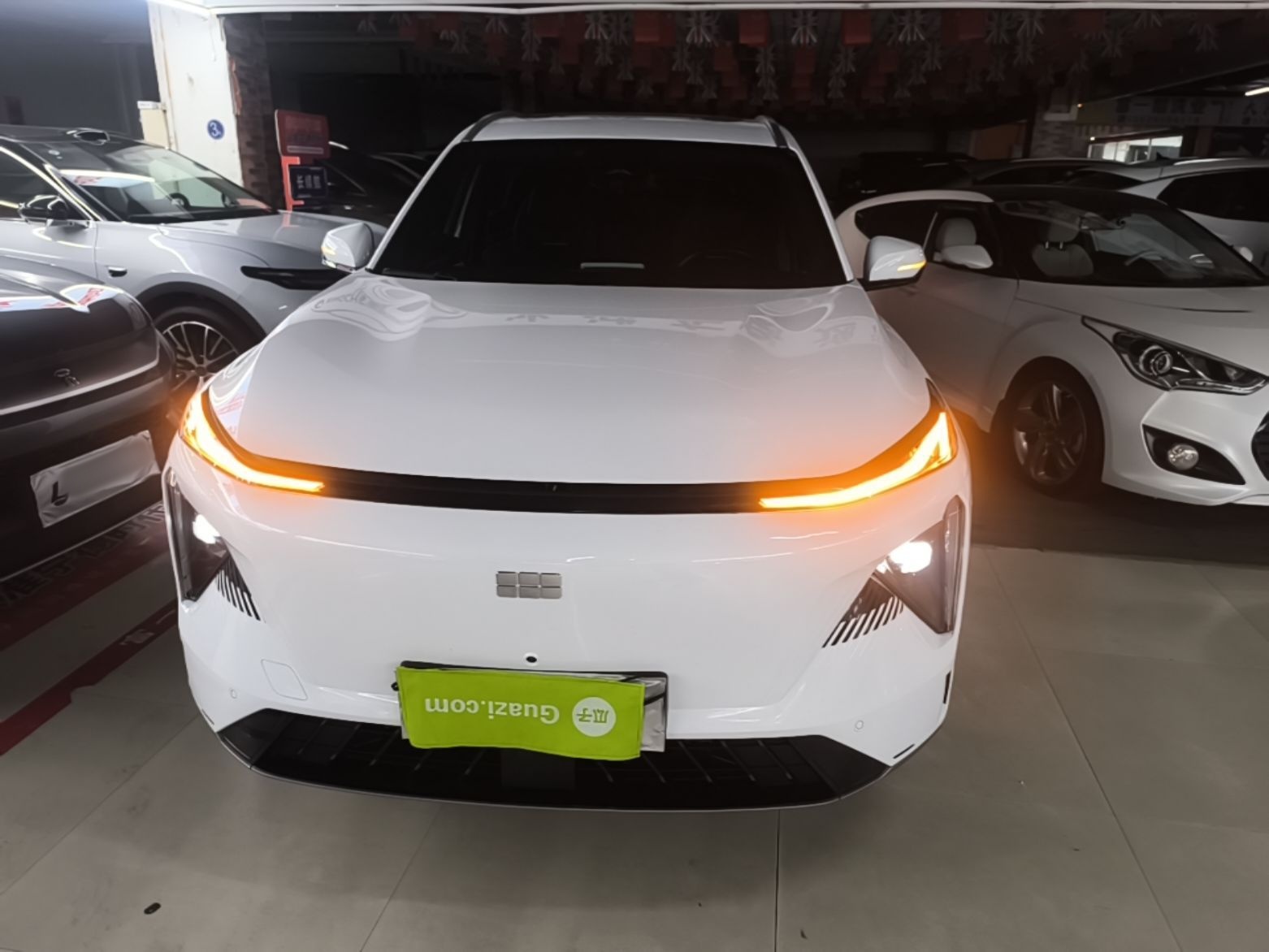 Geely Galaxy L7 2024 — 2