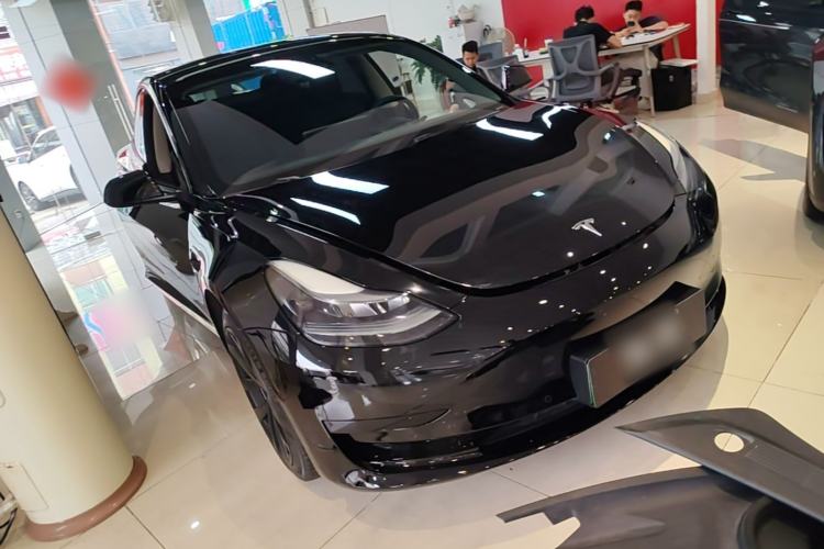 Tesla Model 3 2022 — 3
