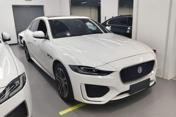 Jaguar XEL 2024 — 3
