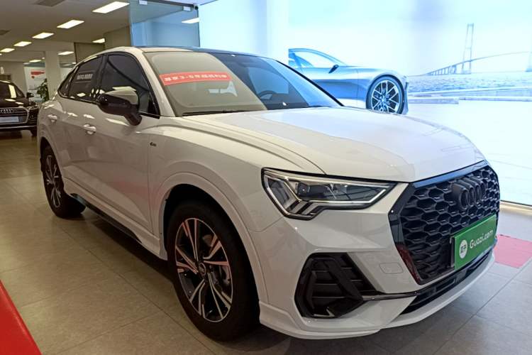 Audi q3 sportback 2023 — фото 3