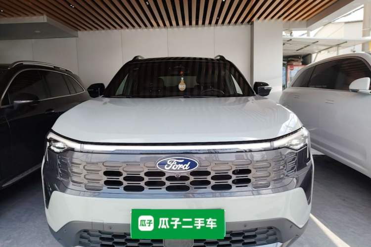 Ford Equator Sport 2025 — 2