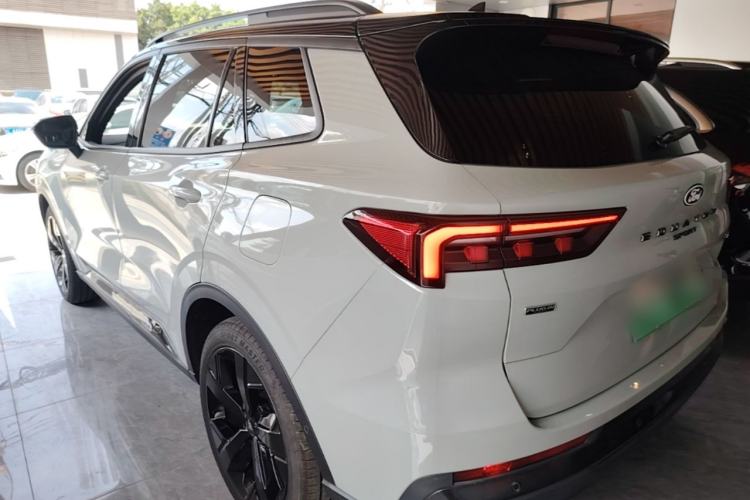 Ford Equator Sport 2025 — 4