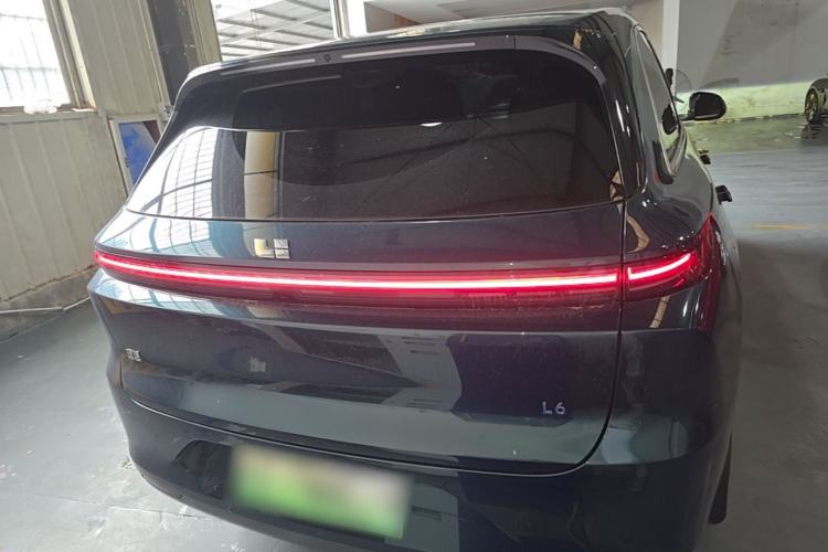 Li Auto L6 2025 — 5