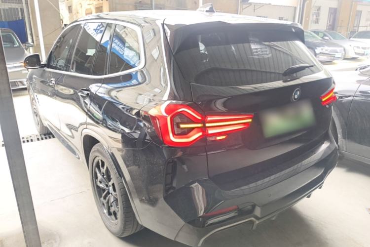 BMW iX3 2023 — 4