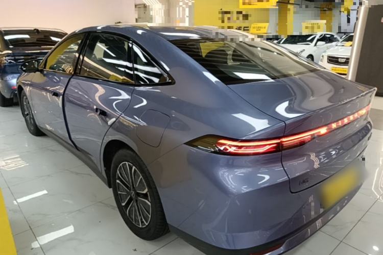 Nissan N6 2026 — 4