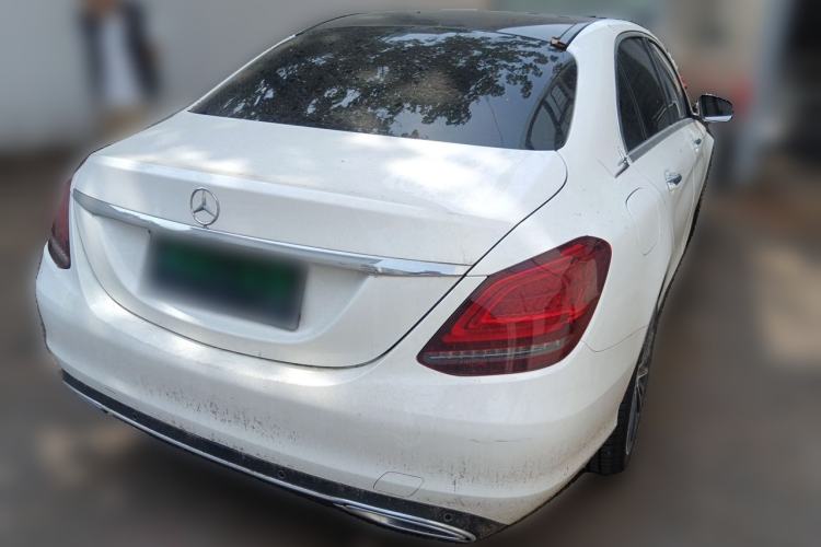 Mercedes-Benz C 260 L 2021 — 4