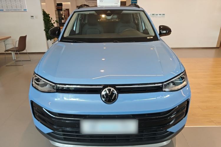 Volkswagen Tharu 2025 — 2