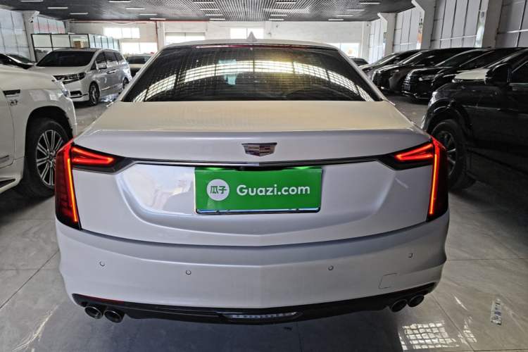 Cadillac CT6 2021 — 5