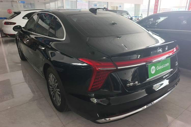 Hongqi H5 2024 — 4
