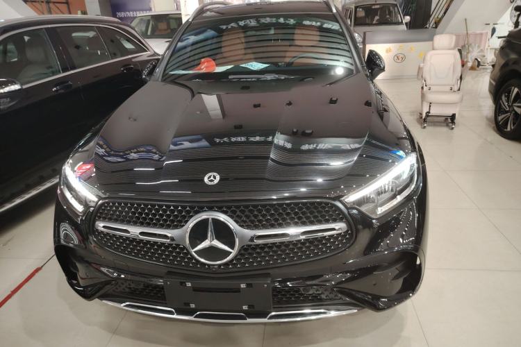 Mercedes-Benz GLC 300 L 2025 — 2