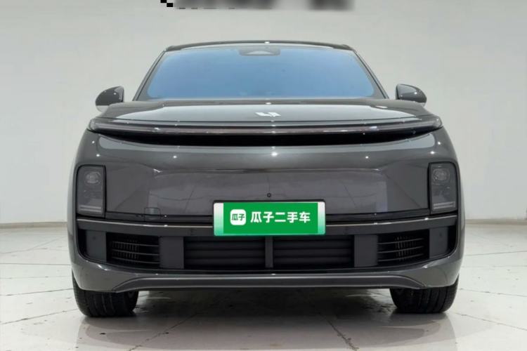 Li Auto L8 2023 — 2