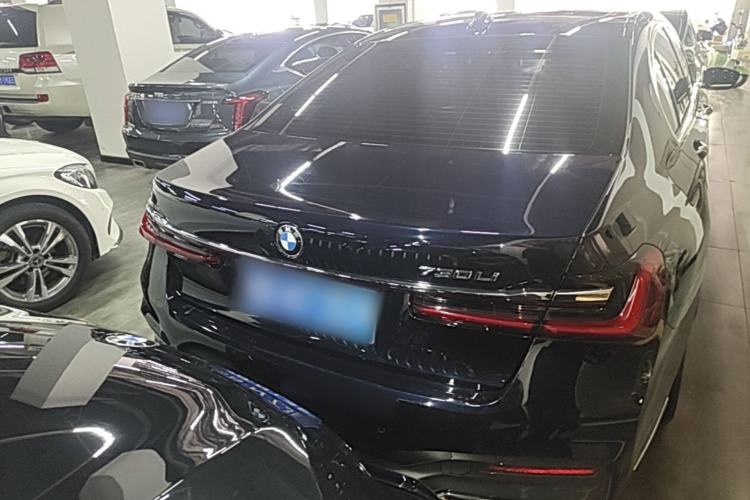BMW 730Li 2021 — 5