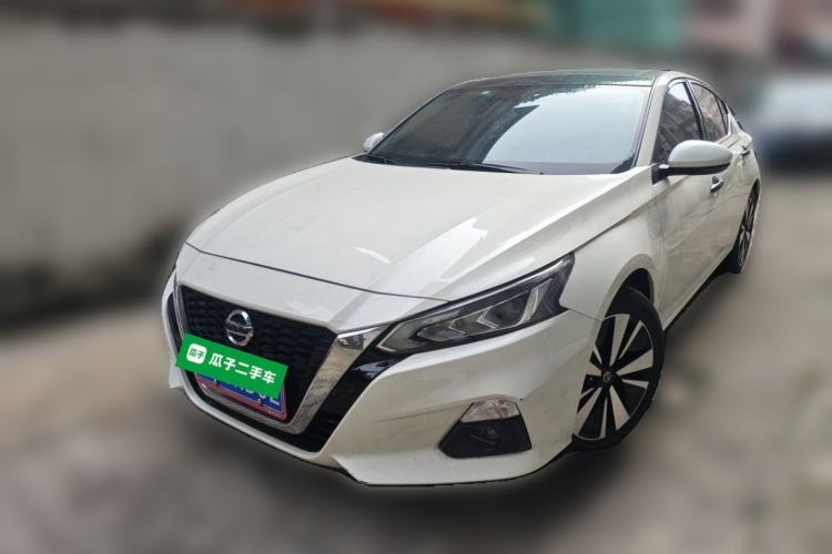 Nissan Altima 2021 — фото 1