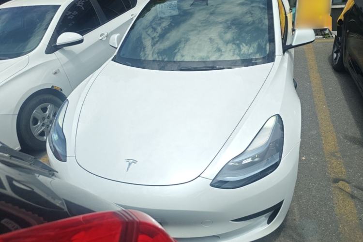 Tesla Model 3 2022 — 2