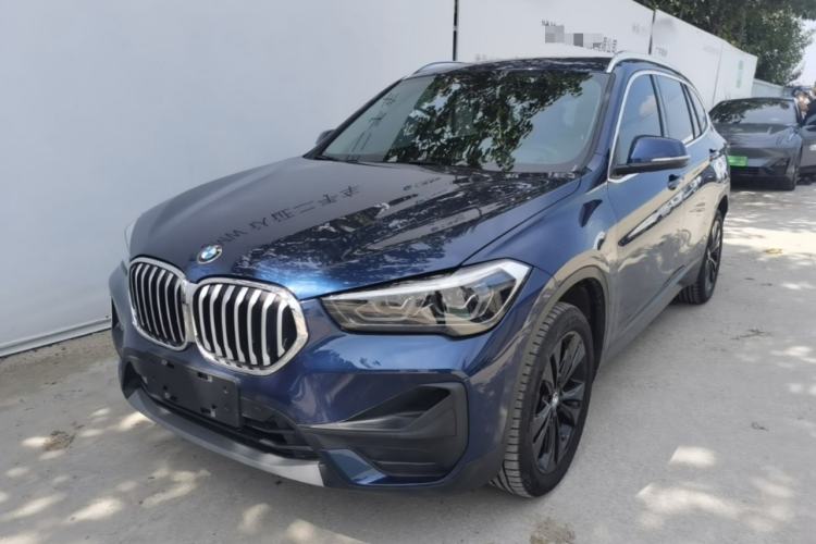 BMW X1 2020 — фото 1