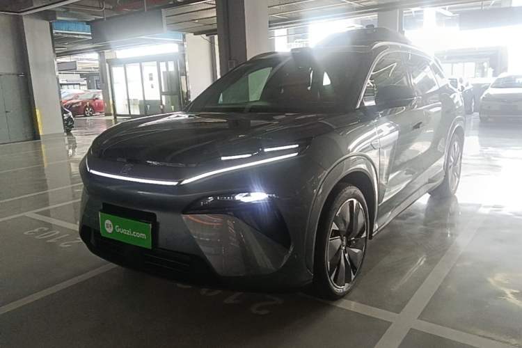 BYD Tang L 2025 — фото 1