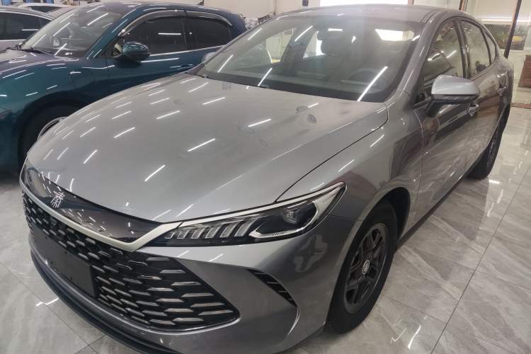 BYD Qin PLUS 2025 — фото 1