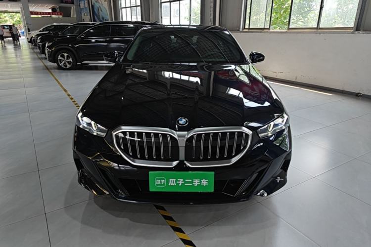 BMW 530Li 2025 — 2